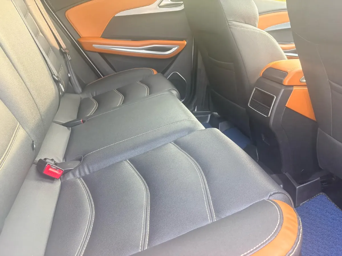 2017 Zotye T300 1.5T 144HP L4 CVT,autocango,china used car exporter,china ev exporter,chinese used car exporter,chinese used ev exporter