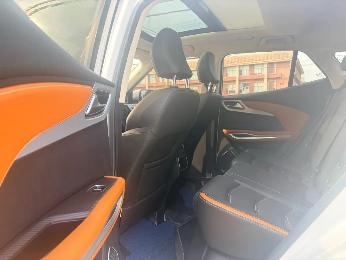 2017 Zotye T300 1.5T 144HP L4 CVT,autocango,china used car exporter,china ev exporter,chinese used car exporter,chinese used ev exporter