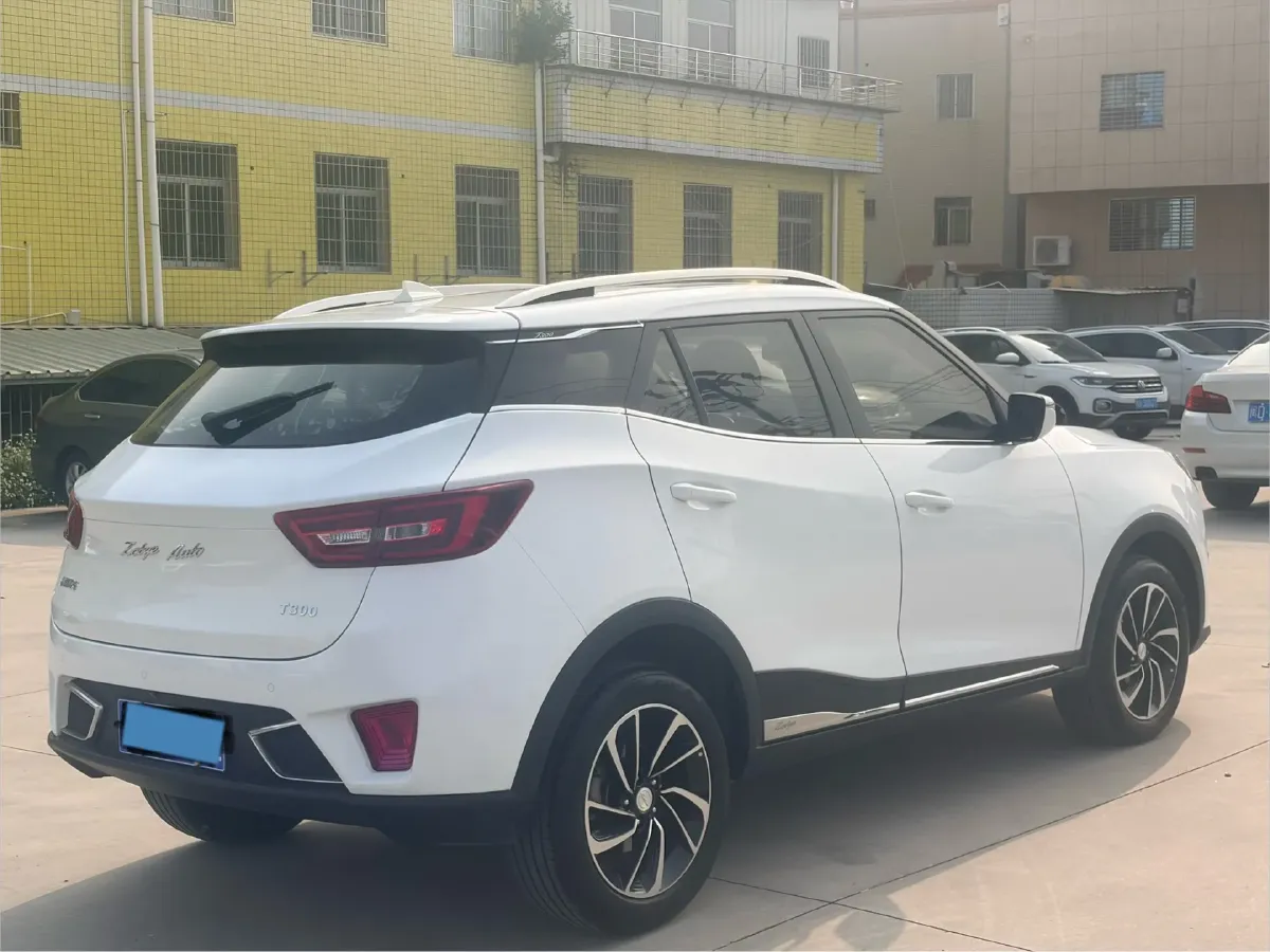 2017 Zotye T300 1.5T 144HP L4 CVT,autocango,china used car exporter,china ev exporter,chinese used car exporter,chinese used ev exporter
