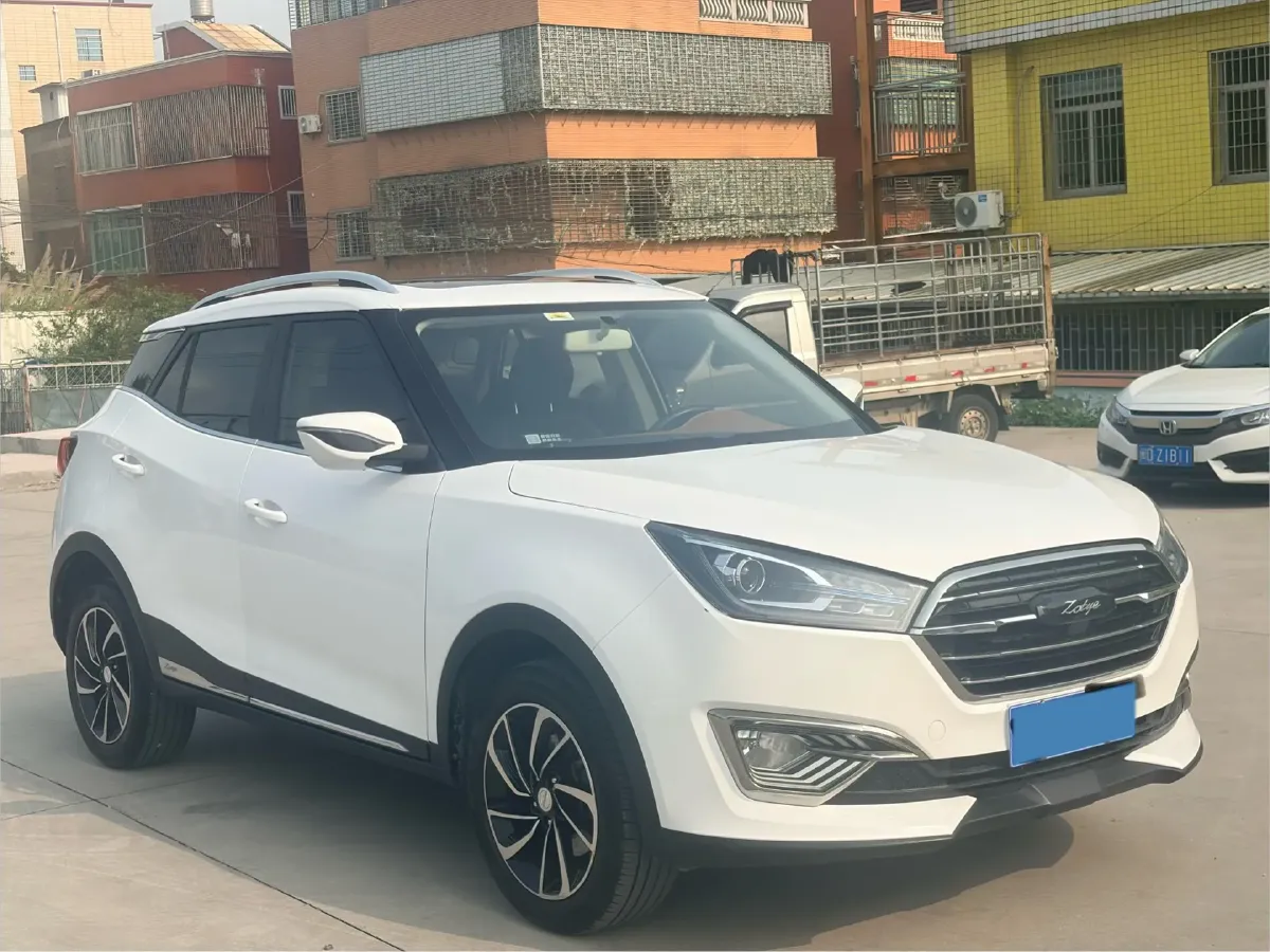 2017 Zotye T300 1.5T 144HP L4 CVT,autocango,china used car exporter,china ev exporter,chinese used car exporter,chinese used ev exporter