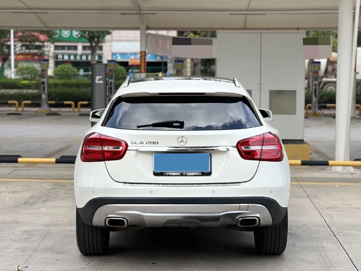 2015 Mercedes-Benz GLA Class 1.6T 156HP L4 7DCT,autocango,china used car exporter,china ev exporter,chinese used car exporter,chinese used ev exporter