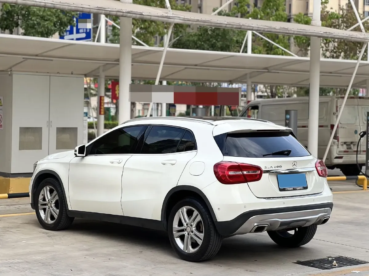 2015 Mercedes-Benz GLA Class 1.6T 156HP L4 7DCT,autocango,china used car exporter,china ev exporter,chinese used car exporter,chinese used ev exporter