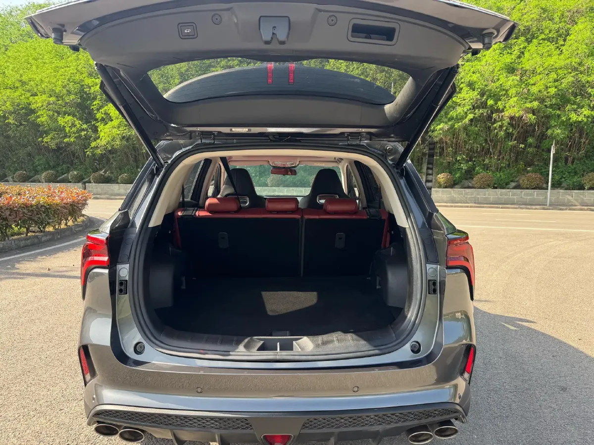 2020 ChangAn CS75 Plus 2.0T 233HP L4 8AT,autocango,china used car exporter,china ev exporter,chinese used car exporter,chinese used ev exporter