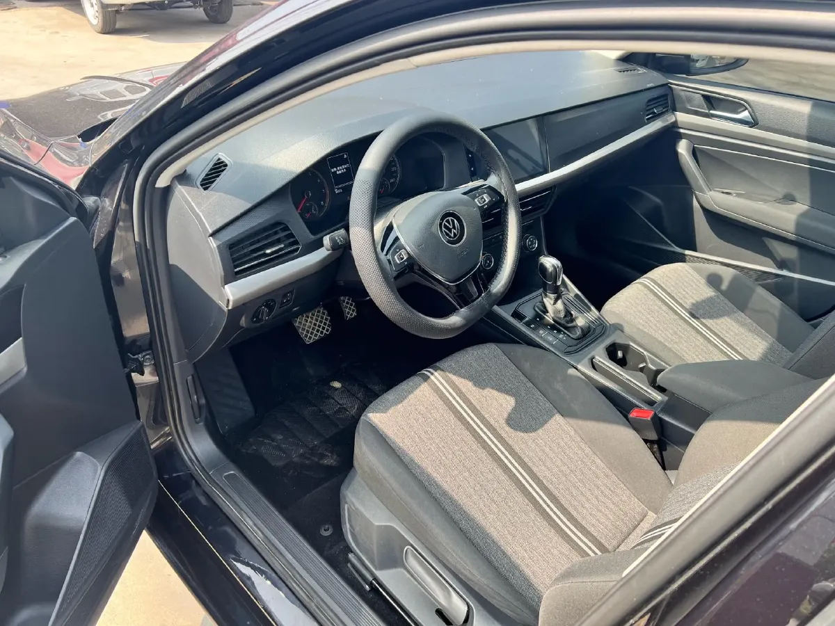 2021 Volkswagen Lavida 1.5L 113HP L4 6AT,autocango,china used car exporter,china ev exporter,chinese used car exporter,chinese used ev exporter