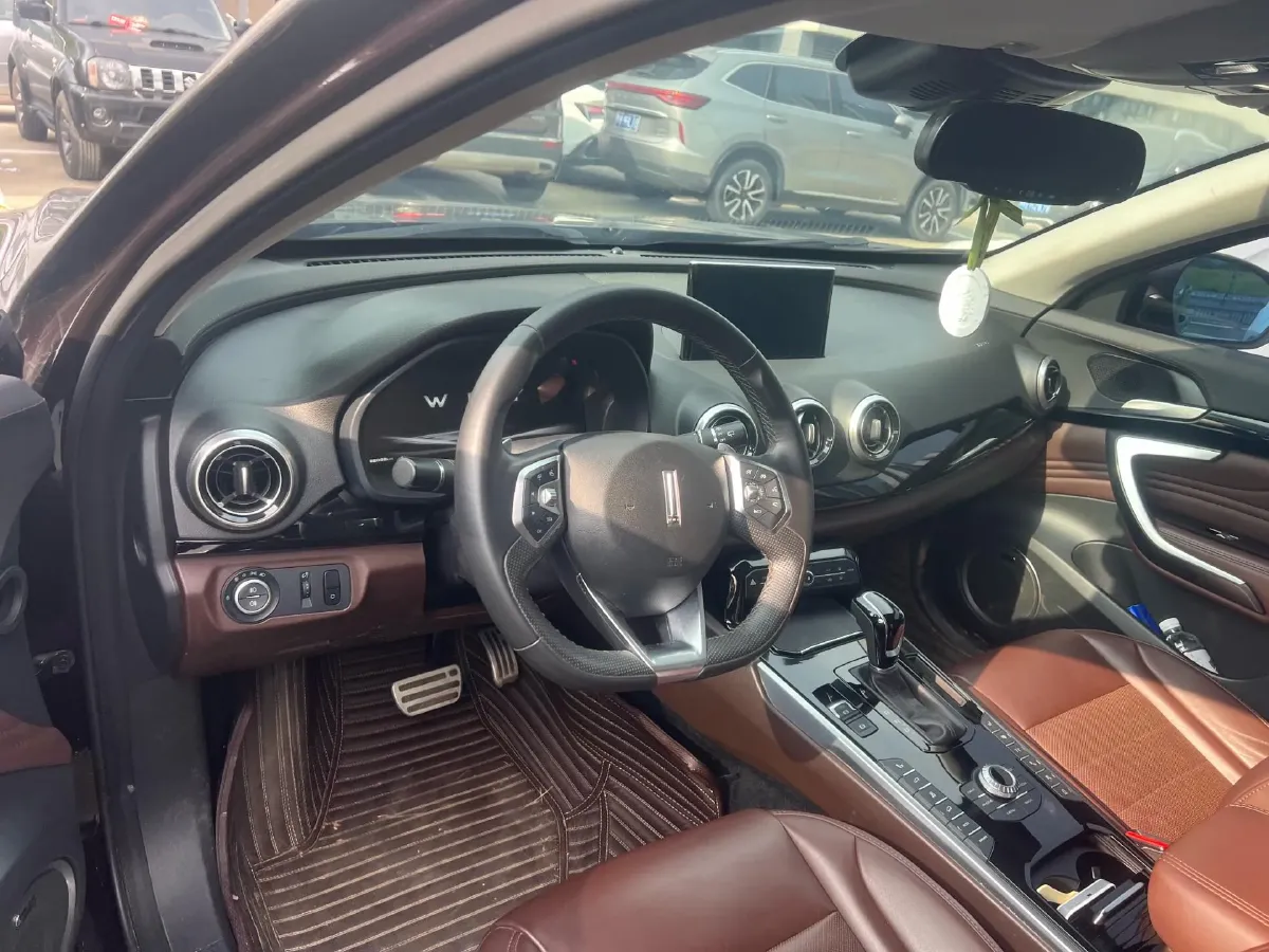 2017 WEY VV7 2.0T 234HP L4 7DCT,autocango,china used car exporter,china ev exporter,chinese used car exporter,chinese used ev exporter