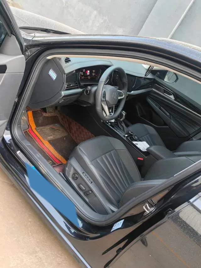 2025 Volkswagen Passat 2.0T 186HP L4 7DCT,autocango,china used car exporter,china ev exporter,chinese used car exporter,chinese used ev exporter