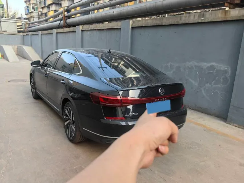 2025 Volkswagen Passat 2.0T 186HP L4 7DCT,autocango,china used car exporter,china ev exporter,chinese used car exporter,chinese used ev exporter