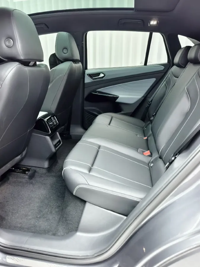 2022 Volkswagen ID.4 X BEV 57.3KWH,autocango,china used car exporter,china ev exporter,chinese used car exporter,chinese used ev exporter