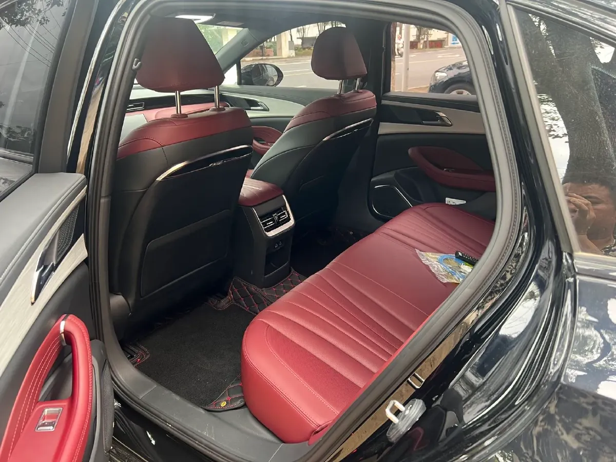 2025 HongQi H5 1.5T 169HP L4 7DCT,autocango,china used car exporter,china ev exporter,chinese used car exporter,chinese used ev exporter