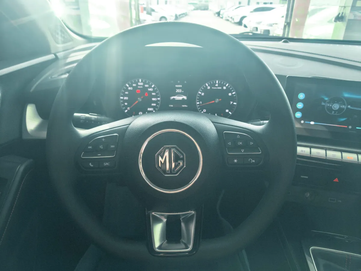 2023 MG 5 1.5L 129HP L4 5MT,autocango,china used car exporter,china ev exporter,chinese used car exporter,chinese used ev exporter