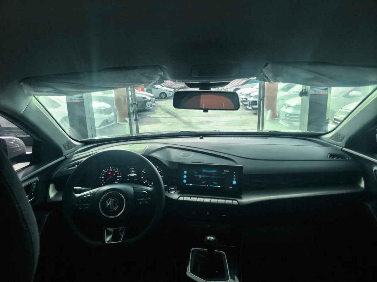 2023 MG 5 1.5L 129HP L4 5MT,autocango,china used car exporter,china ev exporter,chinese used car exporter,chinese used ev exporter