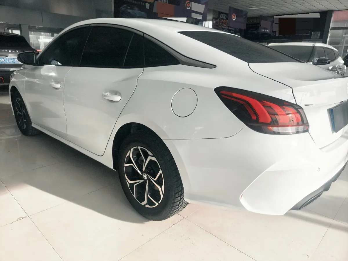 2023 MG 5 1.5L 129HP L4 5MT,autocango,china used car exporter,china ev exporter,chinese used car exporter,chinese used ev exporter