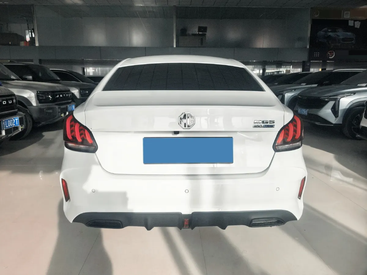 2023 MG 5 1.5L 129HP L4 5MT,autocango,china used car exporter,china ev exporter,chinese used car exporter,chinese used ev exporter