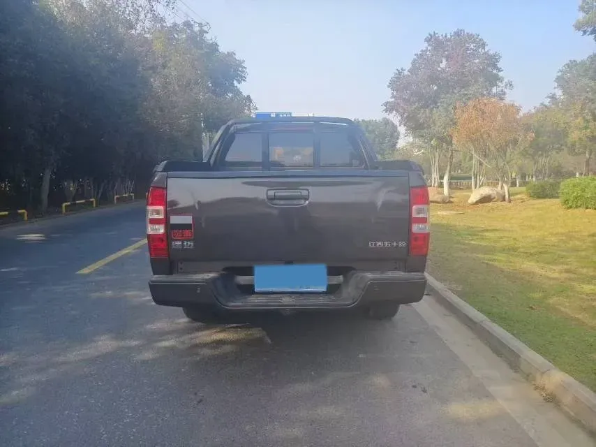 2020 Isuzu Jim 2.8T 120HP L4 5MT,autocango,china used car exporter,china ev exporter,chinese used car exporter,chinese used ev exporter