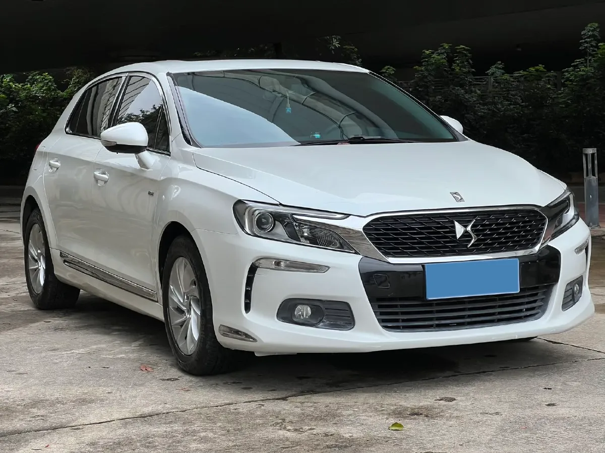 2016 DS 4S 1.2T 136HP L3 6AT,autocango,china used car exporter,china ev exporter,chinese used car exporter,chinese used ev exporter
