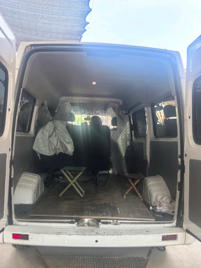 2021 MAXUS XinTu V80 2.0T 127HP L4 6MT,autocango,china used car exporter,china ev exporter,chinese used car exporter,chinese used ev exporter