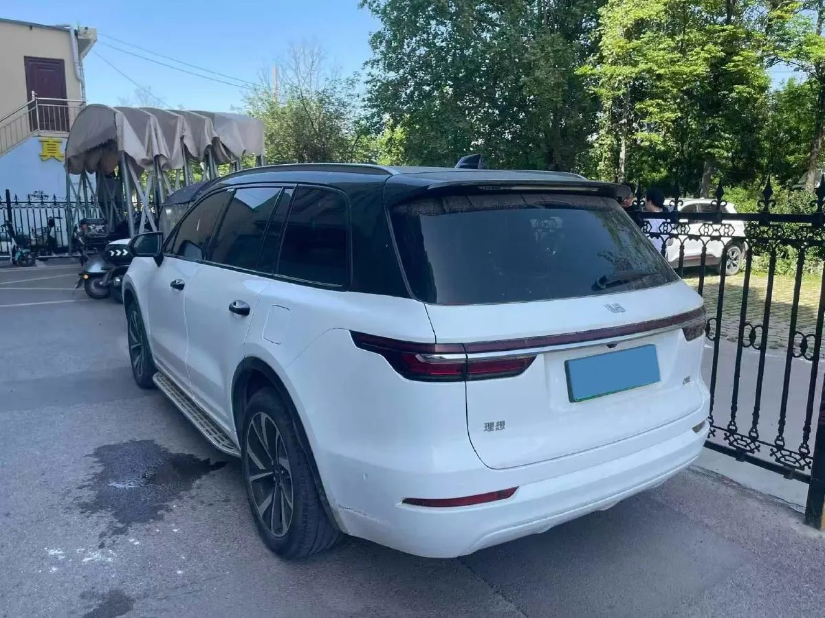 2021 Li ONE Range Extended 131HP REEV 40.5KWH,autocango,china used car exporter,china ev exporter,chinese used car exporter,chinese used ev exporter