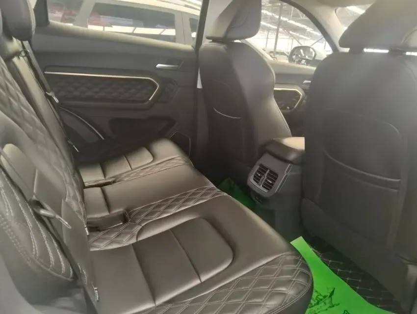 2020 Haval H6 1.5T 169HP L4 7DCT,autocango,china used car exporter,china ev exporter,chinese used car exporter,chinese used ev exporter