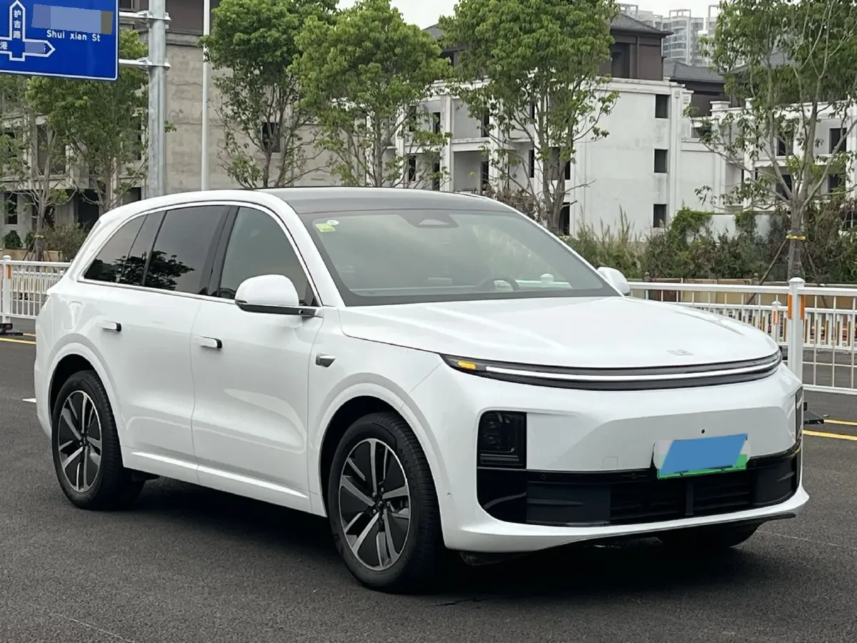2024 Li L6 Range Extended 154HP L4 REEV 36.8KWH,autocango,china used car exporter,china ev exporter,chinese used car exporter,chinese used ev exporter
