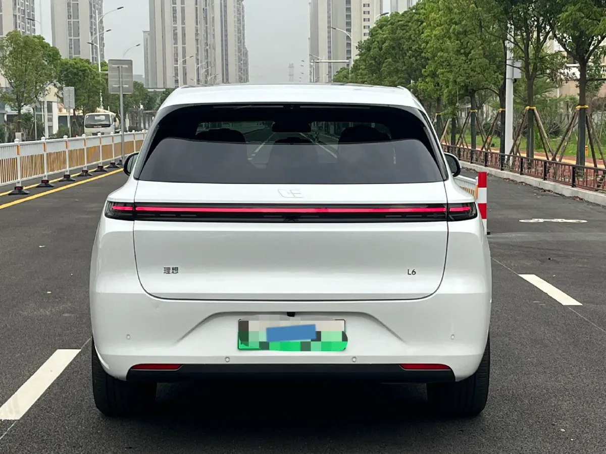 2024 Li L6 Range Extended 154HP L4 REEV 36.8KWH,autocango,china used car exporter,china ev exporter,chinese used car exporter,chinese used ev exporter
