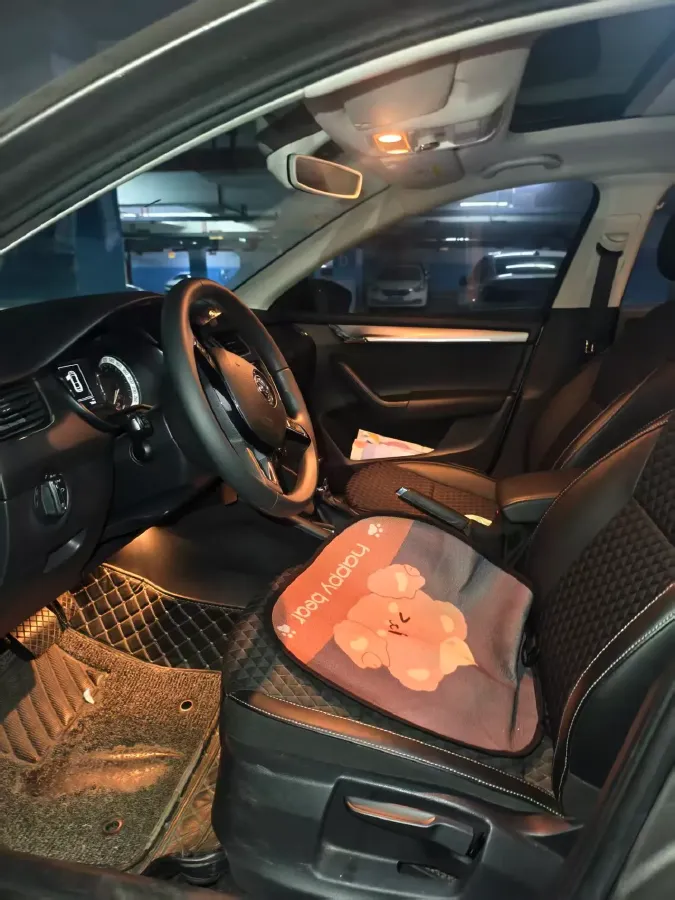 2019 Skoda Octavia 1.4T 150HP L4 7DCT,autocango,china used car exporter,china ev exporter,chinese used car exporter,chinese used ev exporter