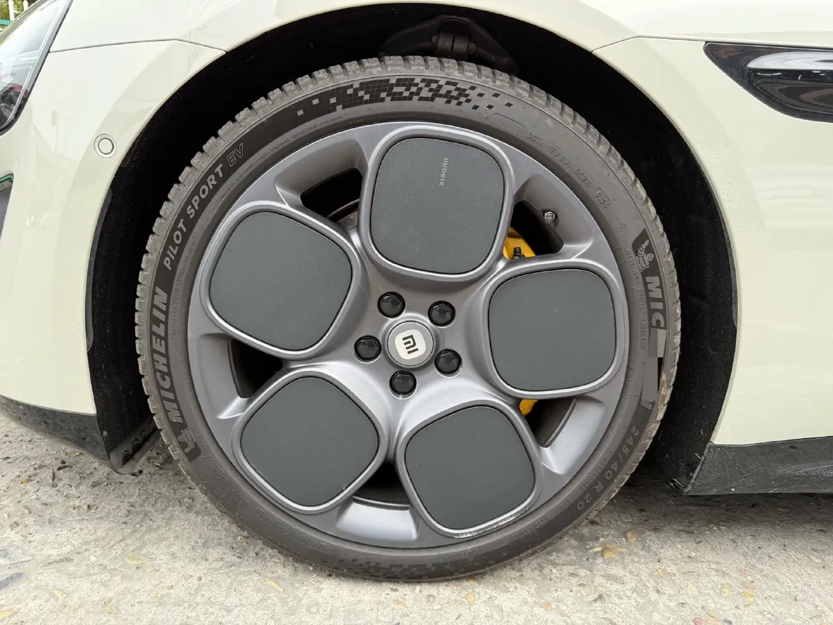 2024 MI SU7 BEV 101KWH,autocango,china used car exporter,china ev exporter,chinese used car exporter,chinese used ev exporter