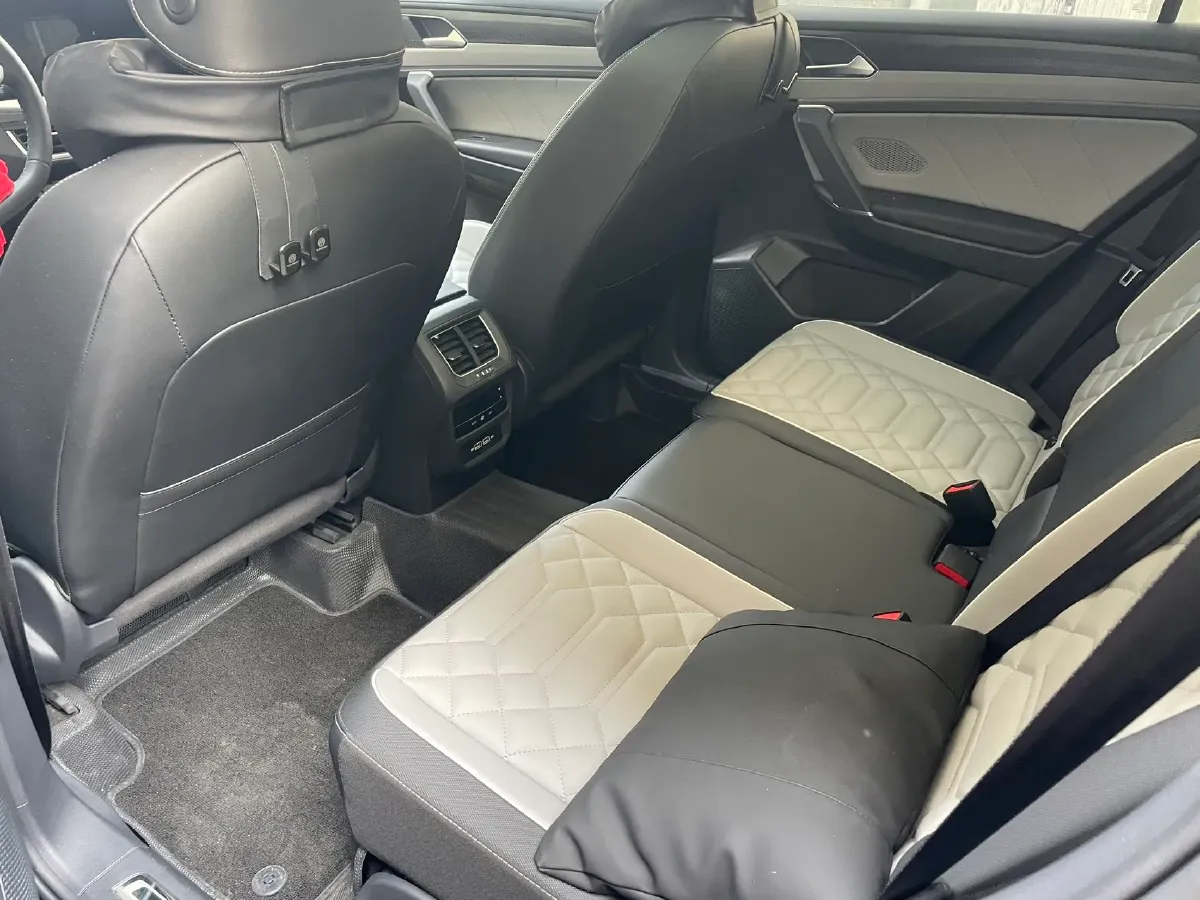 2024 Volkswagen Tayron 1.5T 160HP L4 7DCT,autocango,china used car exporter,china ev exporter,chinese used car exporter,chinese used ev exporter