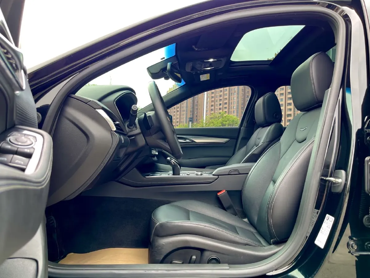 2023 Cadillac CT5 2.0T 237HP L4 10AT,autocango,china used car exporter,china ev exporter,chinese used car exporter,chinese used ev exporter