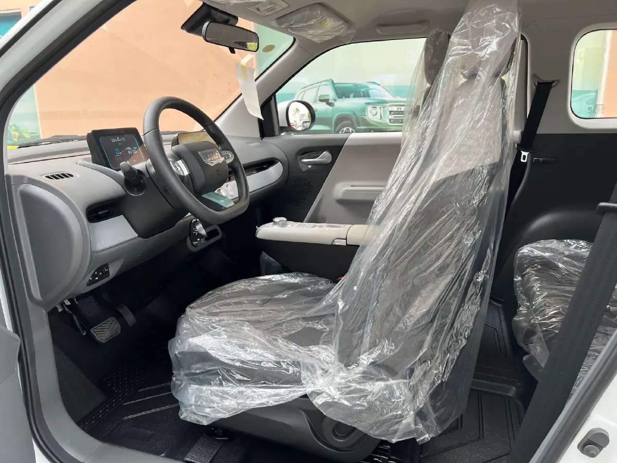 2025 LingBox BOX BEV 19.2KWH,autocango,china used car exporter,china ev exporter,chinese used car exporter,chinese used ev exporter