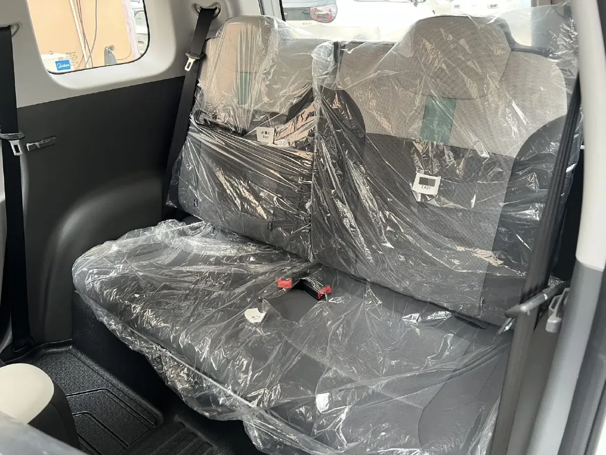 2025 LingBox BOX BEV 19.2KWH,autocango,china used car exporter,china ev exporter,chinese used car exporter,chinese used ev exporter