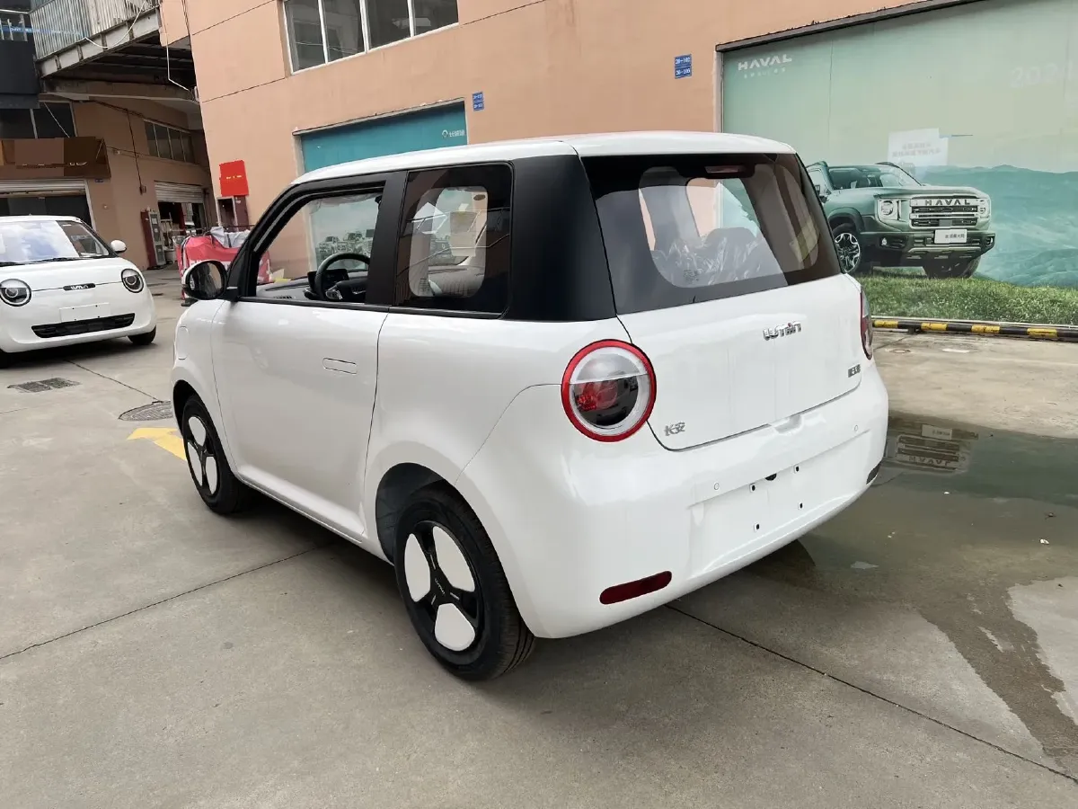 2025 LingBox BOX BEV 19.2KWH,autocango,china used car exporter,china ev exporter,chinese used car exporter,chinese used ev exporter