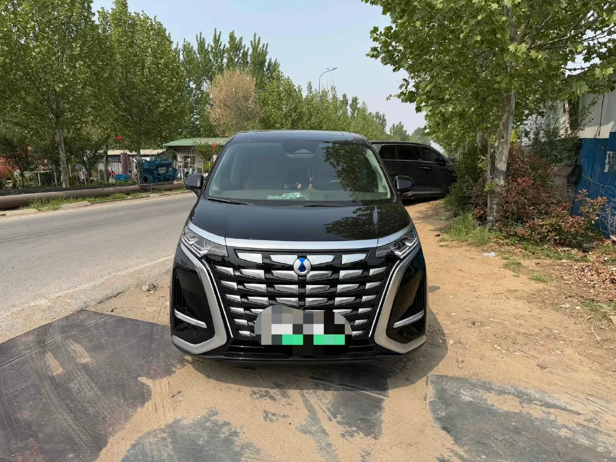 2022 Mercedes-Benz GLC Class 2.0T 197HP L4 9AT,autocango,china used car exporter,china ev exporter,chinese used car exporter,chinese used ev exporter