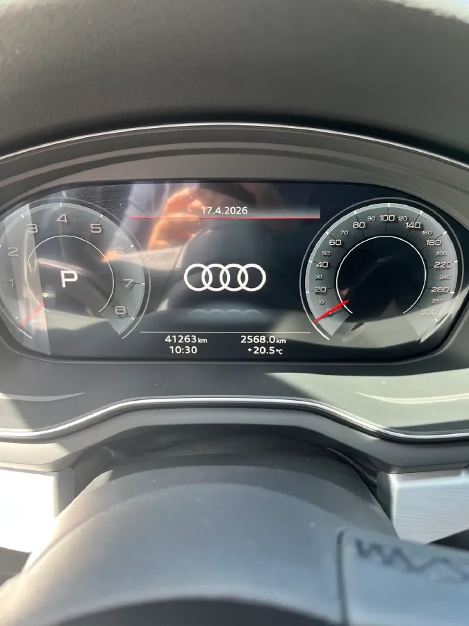 2023 Audi A4L 2.0T 190HP L4 7DCT,autocango,china used car exporter,china ev exporter,chinese used car exporter,chinese used ev exporter