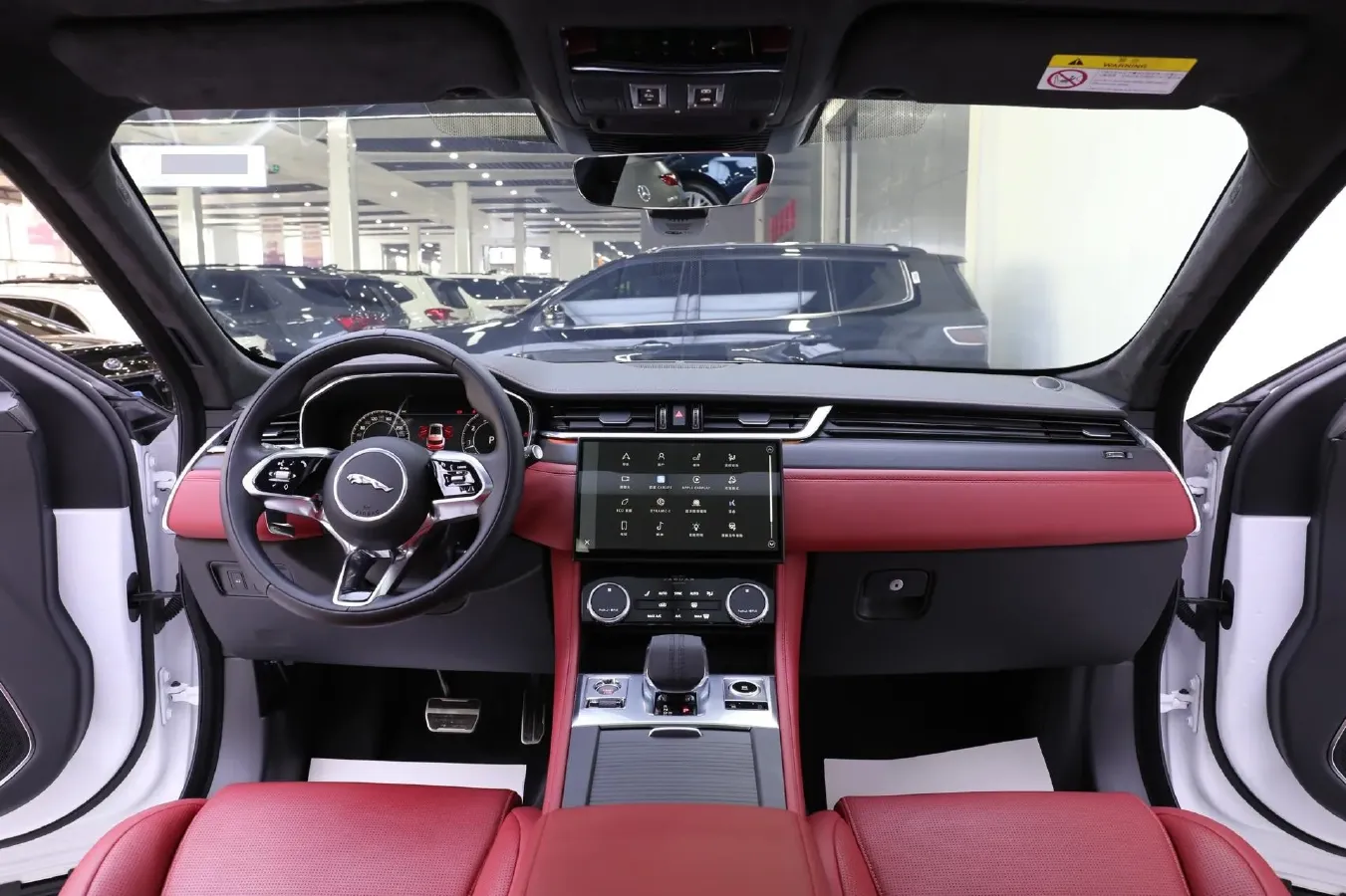 2024 Jaguar F-PACE 2.0T 250HP L4 8AT,autocango,china used car exporter,china ev exporter,chinese used car exporter,chinese used ev exporter