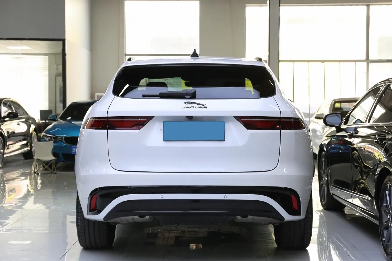 2024 Jaguar F-PACE 2.0T 250HP L4 8AT,autocango,china used car exporter,china ev exporter,chinese used car exporter,chinese used ev exporter