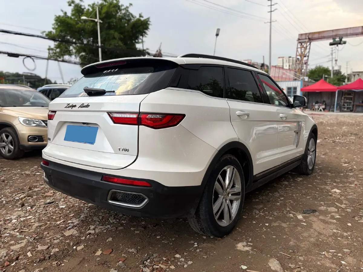 2017 Zotye T700 1.8T 177HP L4 6DCT,autocango,china used car exporter,china ev exporter,chinese used car exporter,chinese used ev exporter