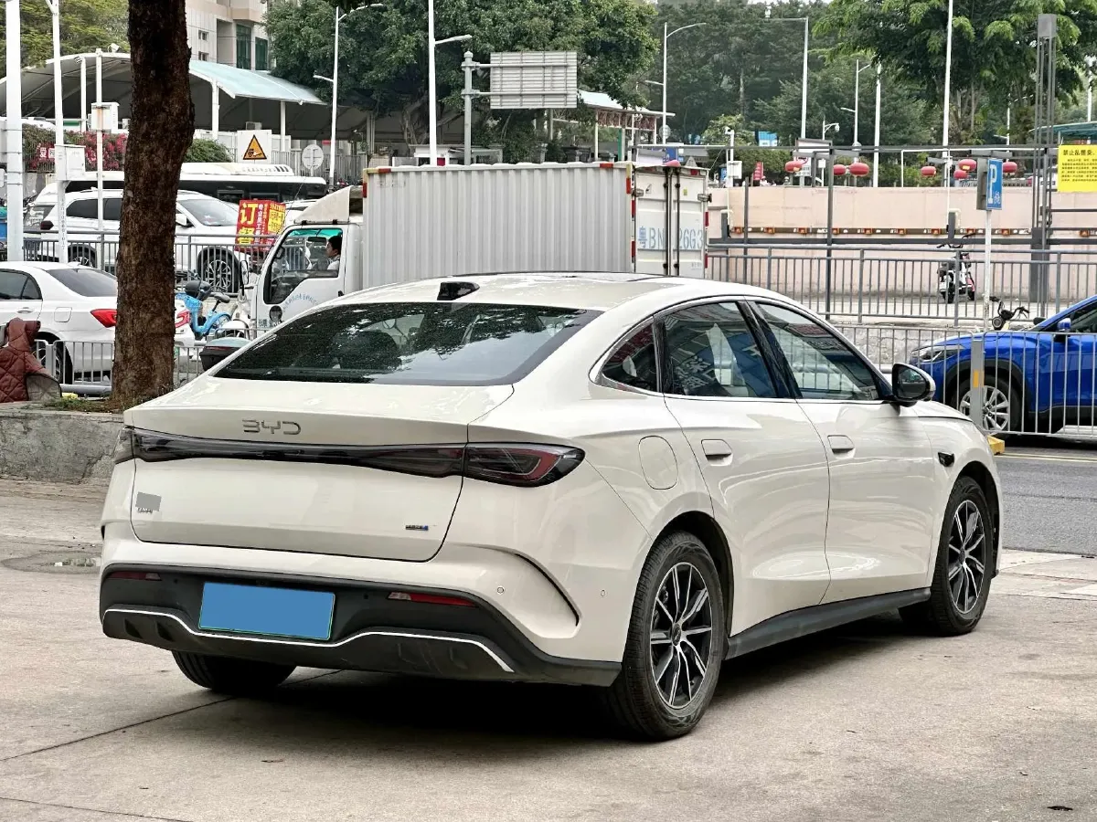 2025 BYD Seal06 1.5L 101HP L4 E-CVT PHEV 15.87KWH,autocango,china used car exporter,china ev exporter,chinese used car exporter,chinese used ev exporter