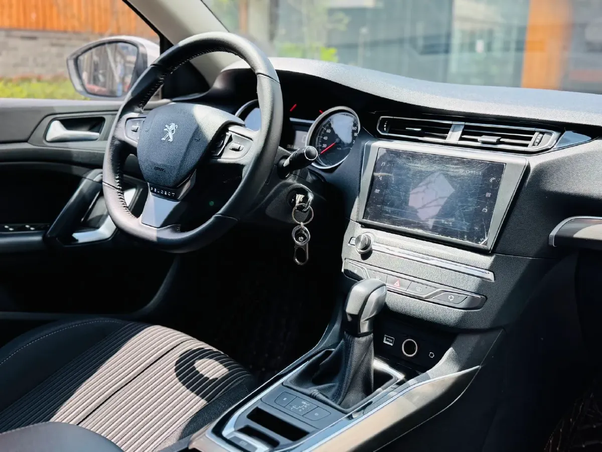 2016 Peugeot 408 1.6T 167HP L4 6AT,autocango,china used car exporter,china ev exporter,chinese used car exporter,chinese used ev exporter