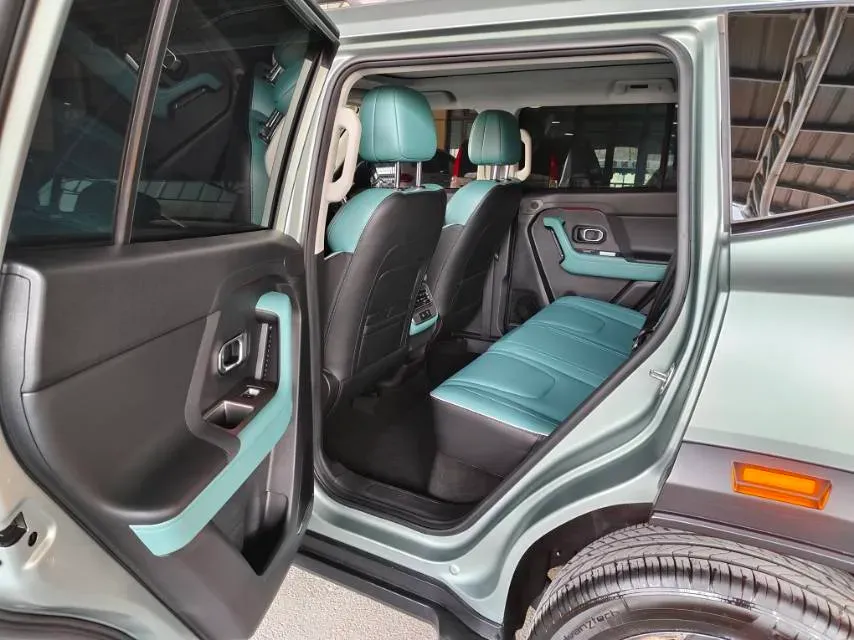 2025 Jetour Traveller 2.0T 254HP L4 7DCT,autocango,china used car exporter,china ev exporter,chinese used car exporter,chinese used ev exporter