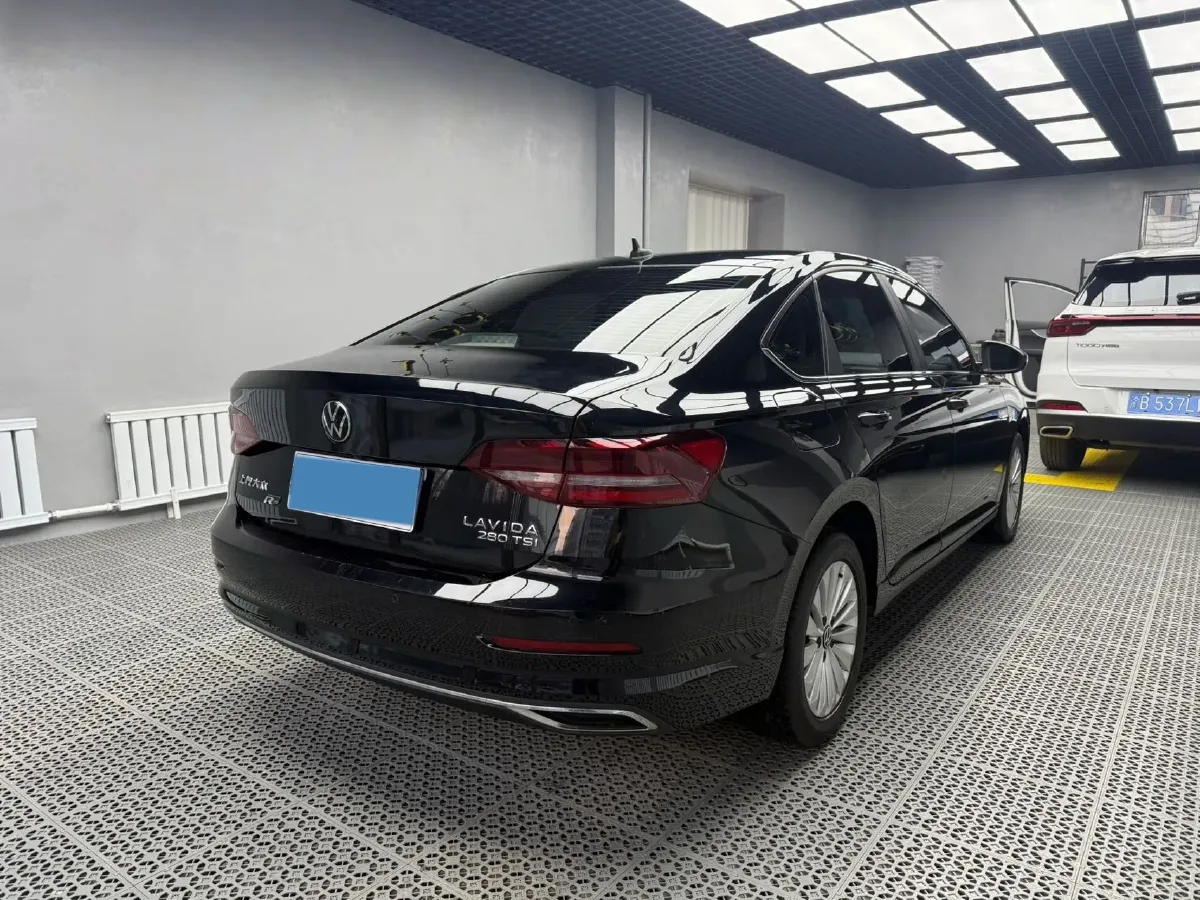 2021 Volkswagen Lavida 1.4T 150HP L4 7DCT,autocango,china used car exporter,china ev exporter,chinese used car exporter,chinese used ev exporter