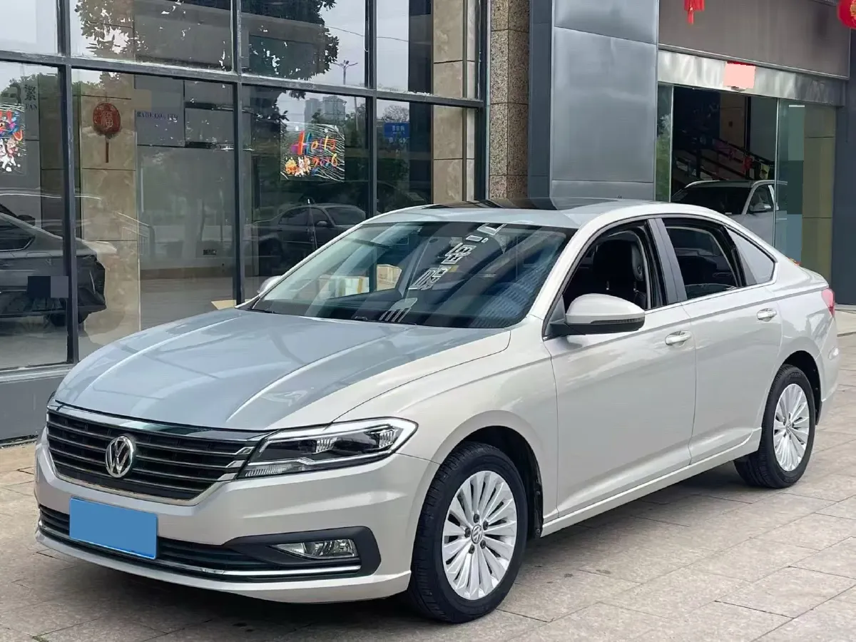 2018 Landwind XiaoYao 1.5T 163HP L4 CVT,autocango,china used car exporter,china ev exporter,chinese used car exporter,chinese used ev exporter