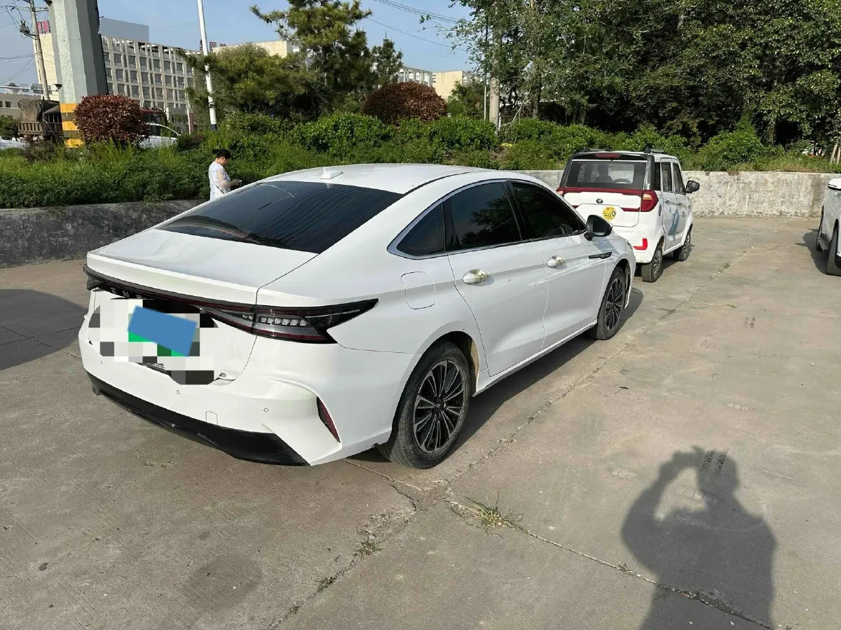 2024 Fulwin FulwinA8 1.5T 156HP L4 1DHT PHEV 18.3KWH,autocango,china used car exporter,china ev exporter,chinese used car exporter,chinese used ev exporter