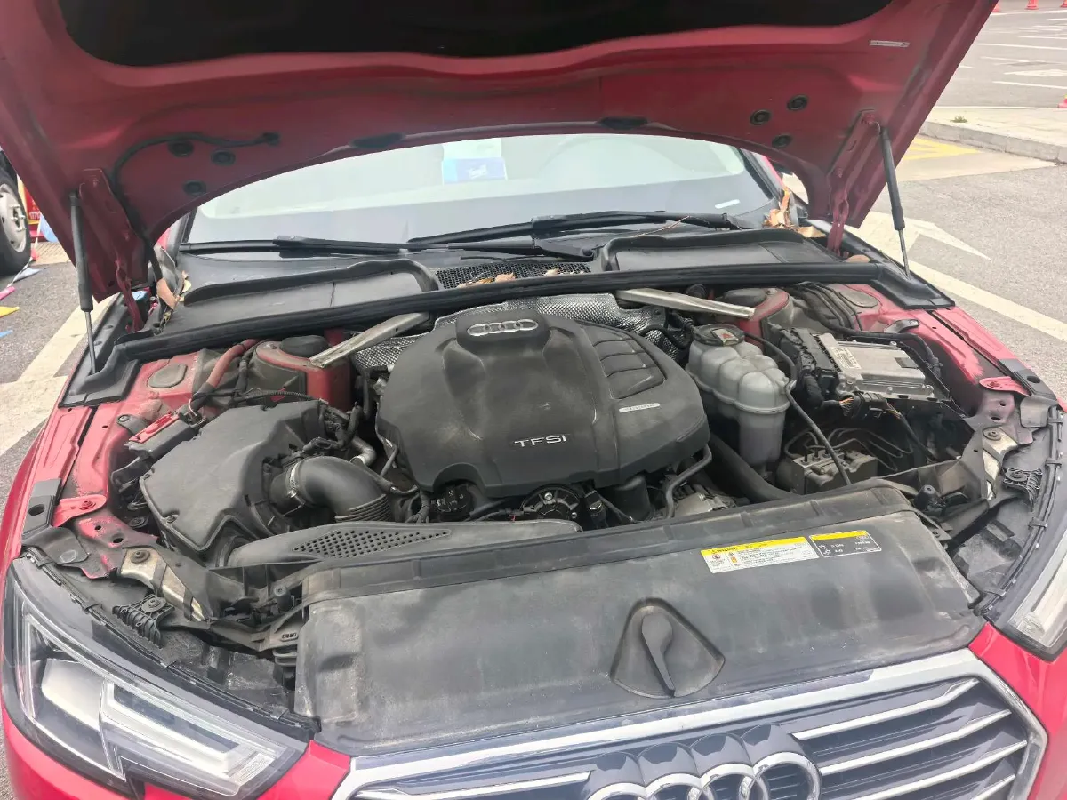 2019 Audi A4L 2.0T 190HP L4 7DCT,autocango,china used car exporter,china ev exporter,chinese used car exporter,chinese used ev exporter