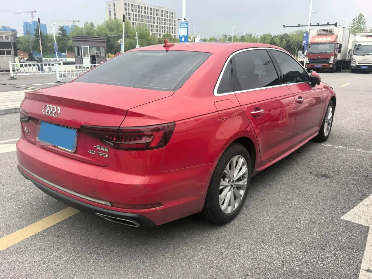 2019 Audi A4L 2.0T 190HP L4 7DCT,autocango,china used car exporter,china ev exporter,chinese used car exporter,chinese used ev exporter