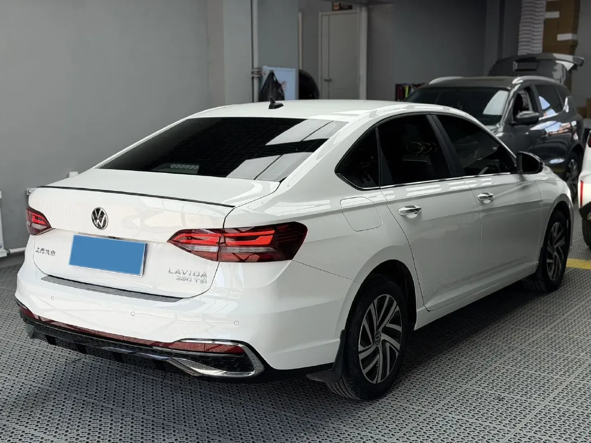 2023 Volkswagen Lavida 1.4T 150HP L4 7DCT,autocango,china used car exporter,china ev exporter,chinese used car exporter,chinese used ev exporter