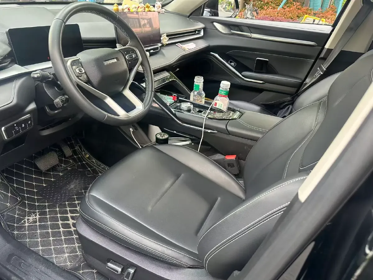 2021 Haval H6 2.0T 211HP L4 7DCT,autocango,china used car exporter,china ev exporter,chinese used car exporter,chinese used ev exporter