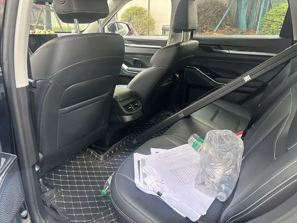 2021 Haval H6 2.0T 211HP L4 7DCT,autocango,china used car exporter,china ev exporter,chinese used car exporter,chinese used ev exporter