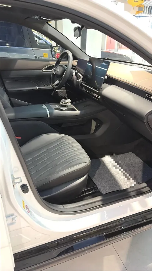 2026 ChangAn Eado 1.5T 192HP L4 7DCT,autocango,china used car exporter,china ev exporter,chinese used car exporter,chinese used ev exporter