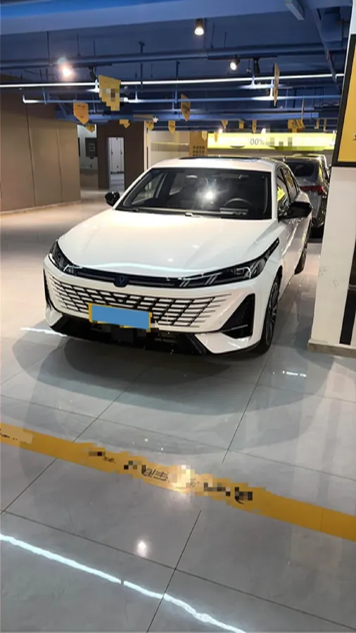 2026 ChangAn Eado 1.5T 192HP L4 7DCT,autocango,china used car exporter,china ev exporter,chinese used car exporter,chinese used ev exporter