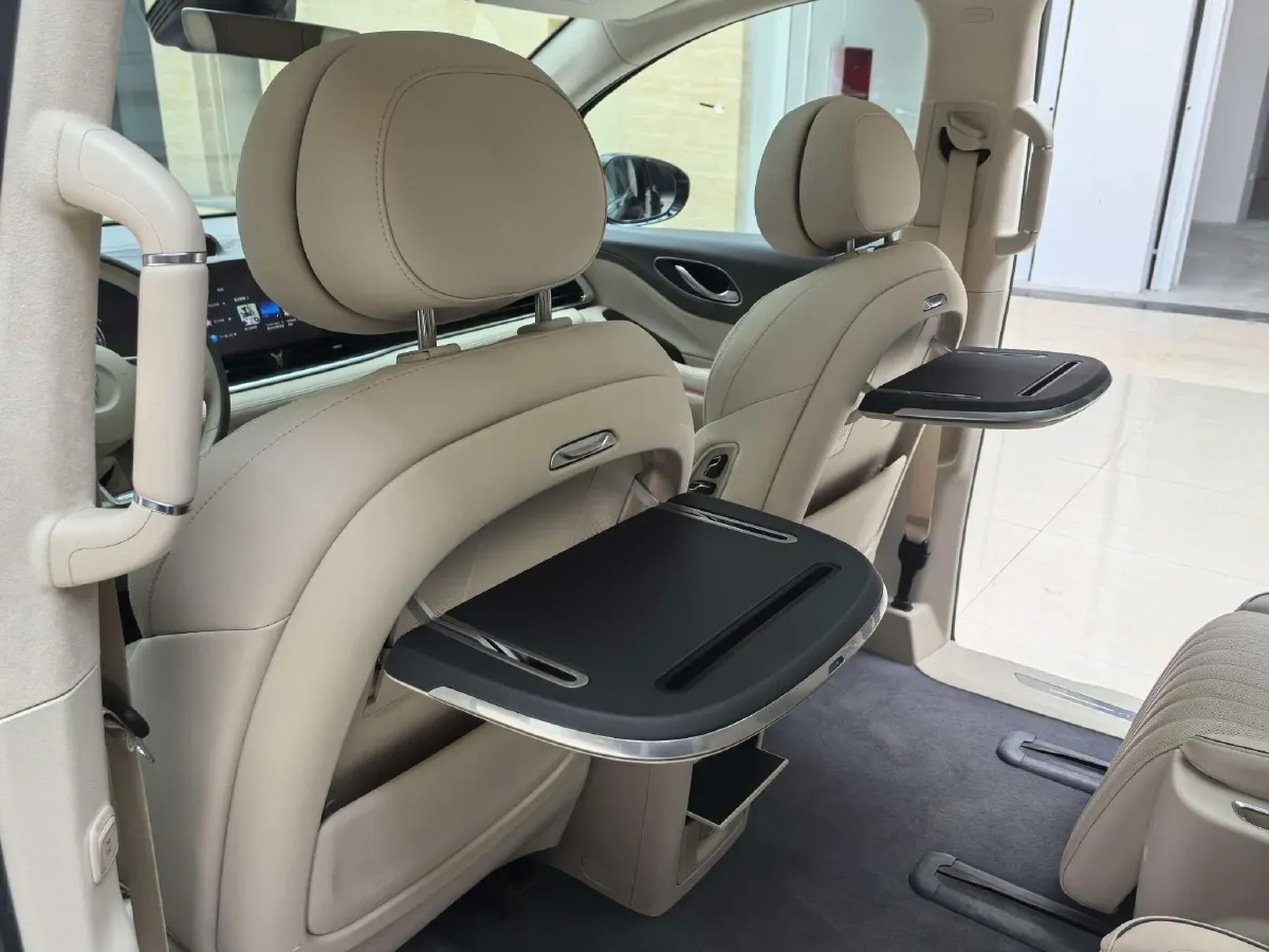 2024 Voyah Dream BEV 108.73KWH,autocango,china used car exporter,china ev exporter,chinese used car exporter,chinese used ev exporter